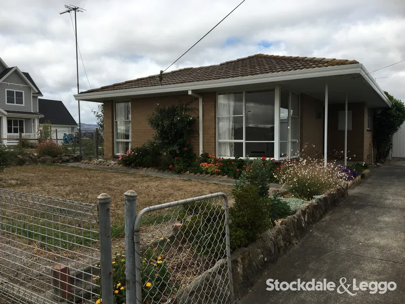 A LOVELY HOME ON LITTLETON