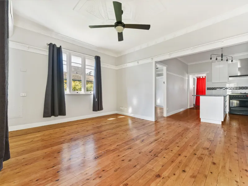 Spacious character home in Newtown!