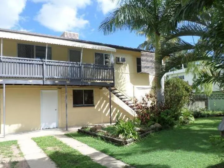 Sparkling Inground pool + Solar