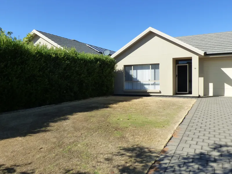 Fully Furnished Golf Course Home