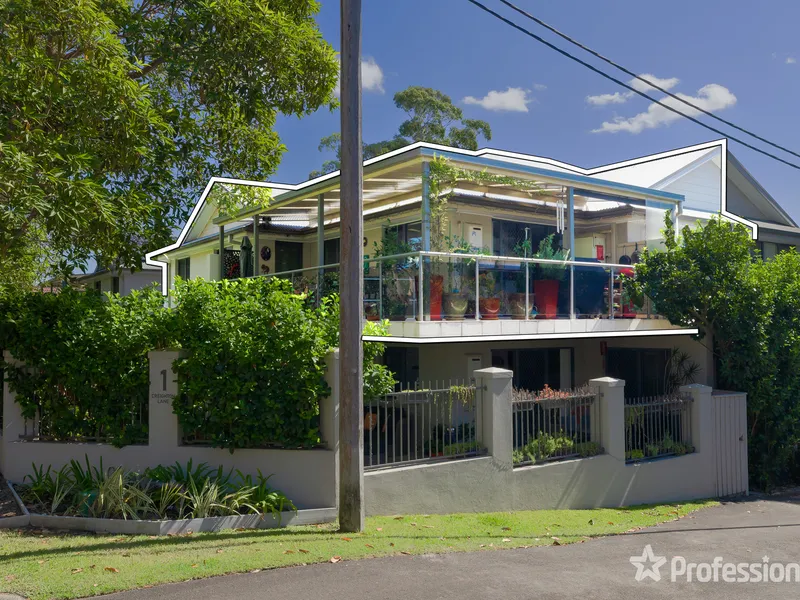 Beautifully presented resort like apartment, Blue Chip suburb!