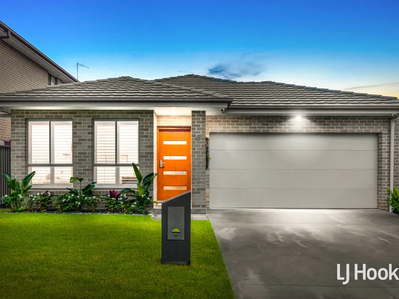 Stunning Single Level Family Home in Superb Location