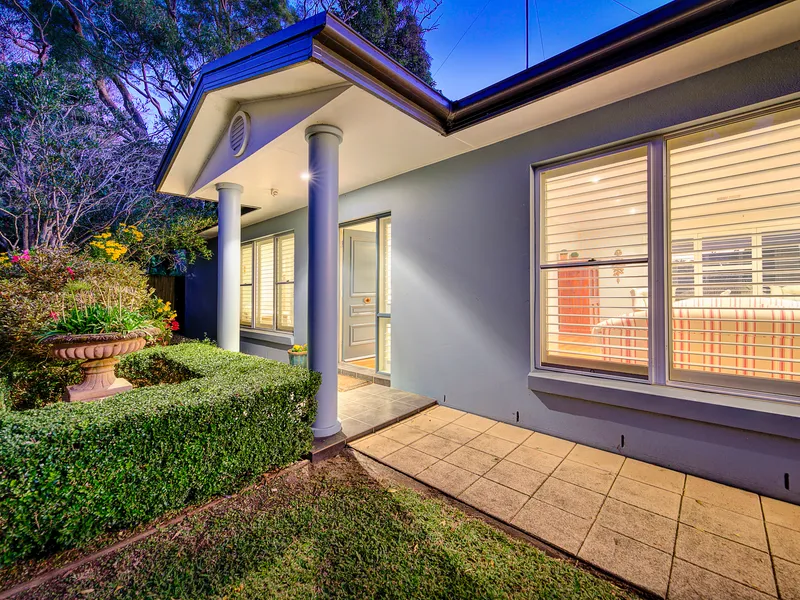 Spacious Northern Sundrenched Single Level Home . Walk Schools, Shops, 500m to Rail