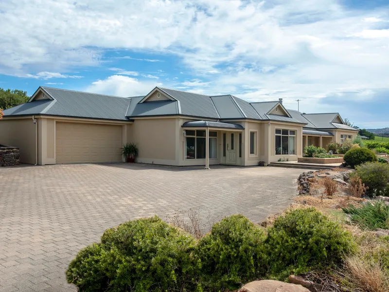 Fantastic lifestyle investment opportunity located in the famous McLaren Vale wine region