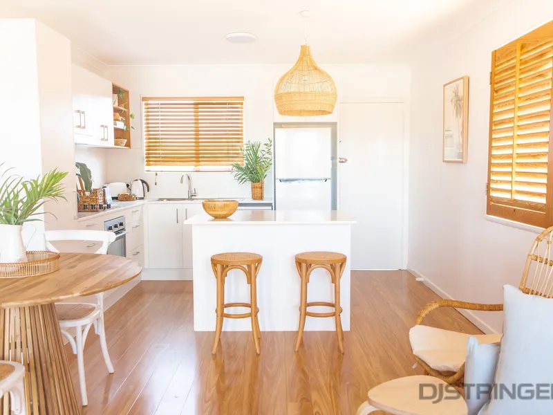 RENOVATED BEAUTY - FURNISHED APARTMENT OPPOSITE THE BEACH
