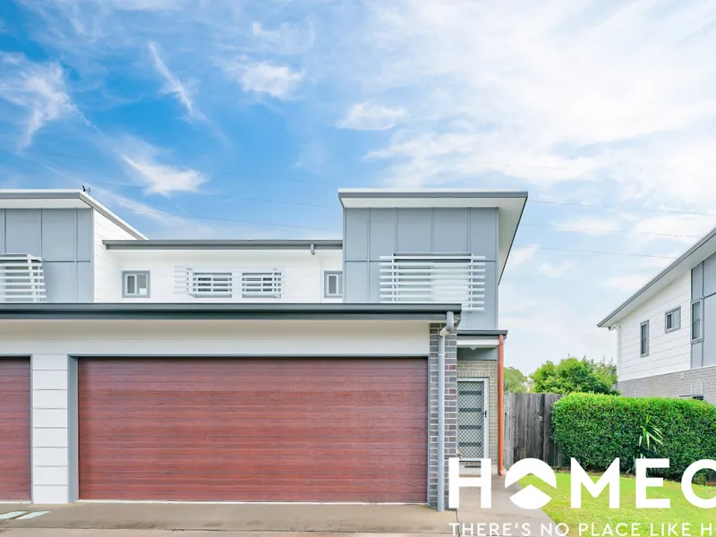 Swimming Pool and Pet Friendly - 3 Bed PLUS study