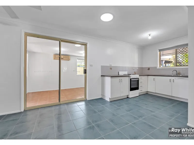 Tidy, Low Maintenance + Convenient Location - Refreshed throughout!