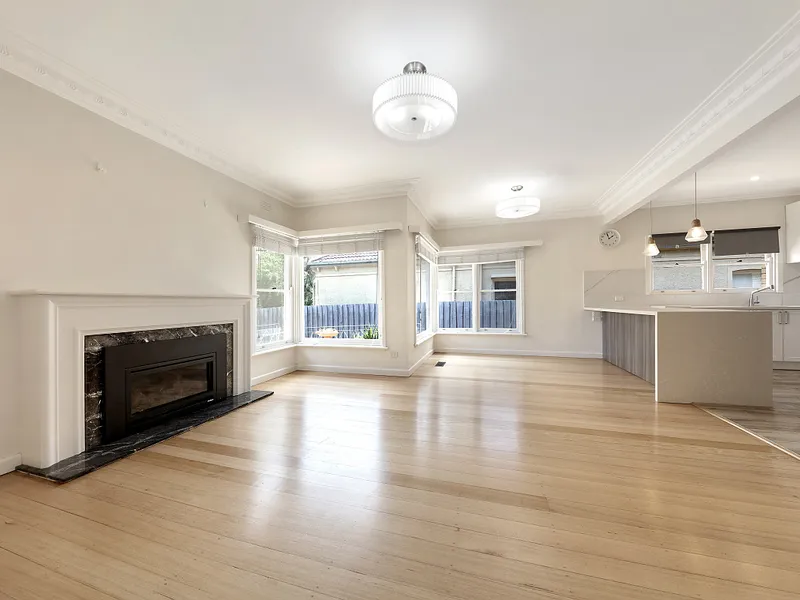 Beautifully renovated family home in the zone! *Open Thursday 15 April 5:15-5:30pm*