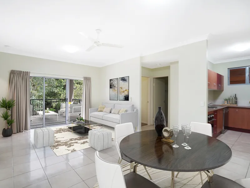 Spacious Modern Apartment with HUGE Balcony