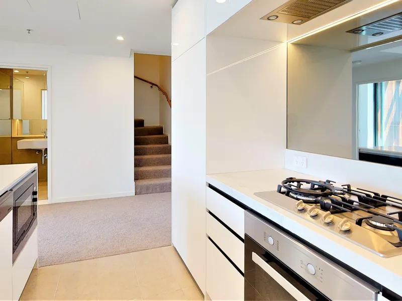 Brand new luxury penthouse. The star of Polaris.