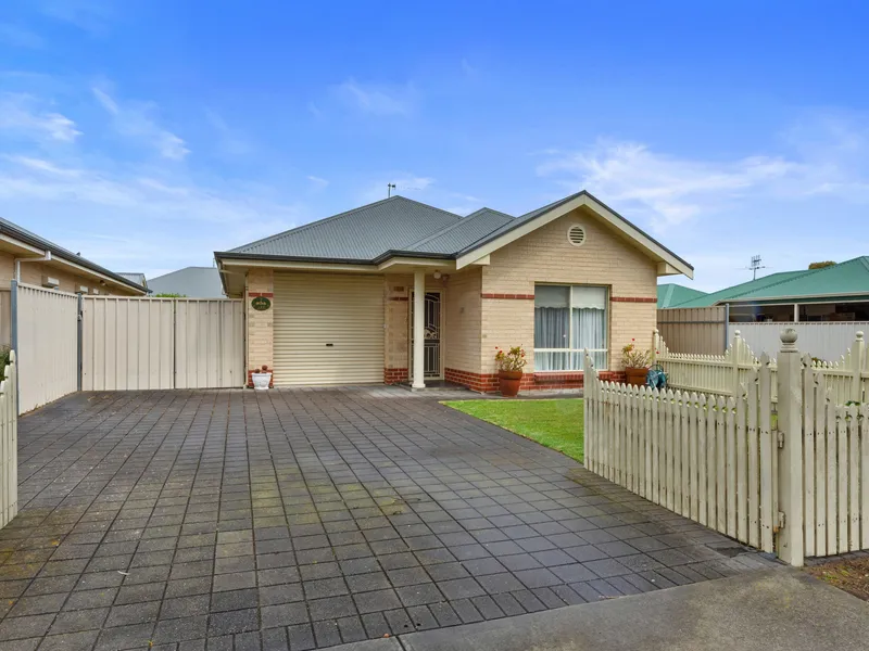QUALITY LOW-MAINTENANCE LIVING IN CENTRAL GOOLWA