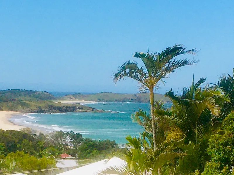 Furnished Beachside Retreat!