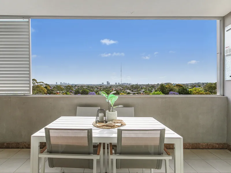 This stunning apartment offers great lifestyle in a very convenient location