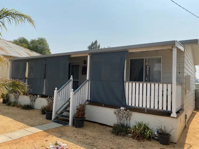 Like New in Urana