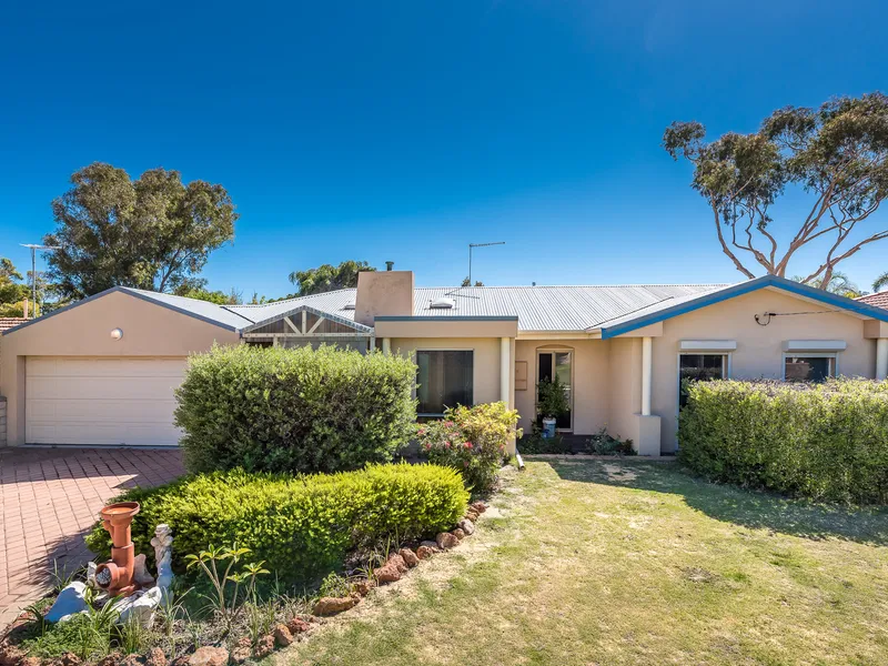 Charming Family Home in Sought after Location!