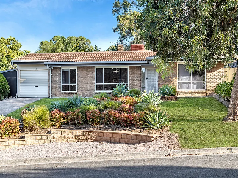 Highly recommended - Park location, modern upgrades