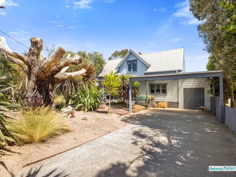 Delightful Beachside Retreat