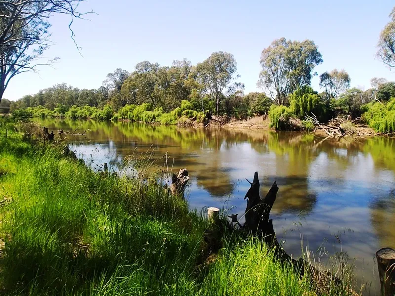 MURRAY RIVER FRONTAGE 4.32 ACRES