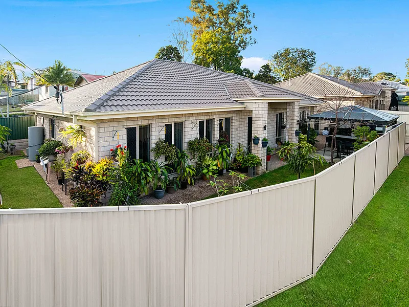 Stunning Rare Low-Set Brick Home!