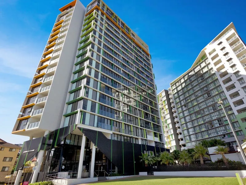 Welcome to country club living in the heart of the city.