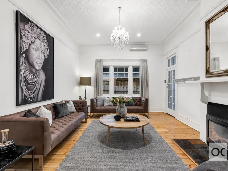 RETURN VERANDAH CHARACTER RESIDENCE WITH PRIZED CORNER POSITION