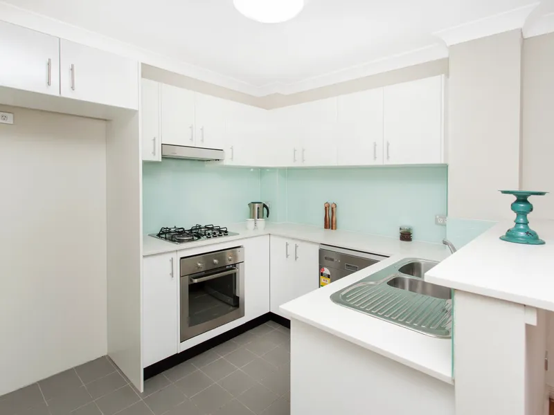 Spacious living, modern finishes 