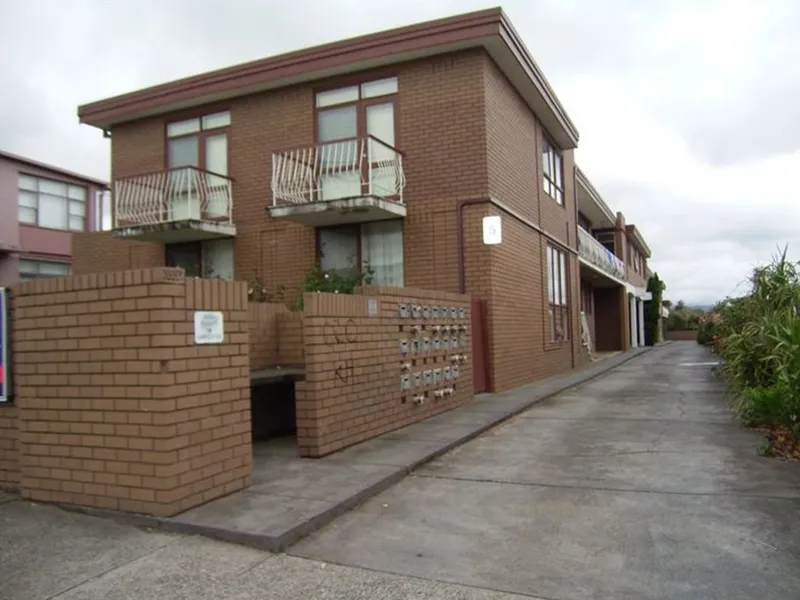 Spacious & Close To Dandenong Central