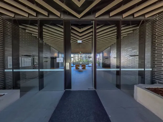 Boutique apartment offering opulent living in the heart of Sydney life