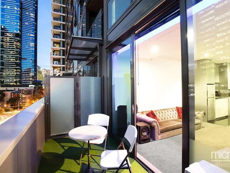 Sleek and Stylish in Southbank Grand