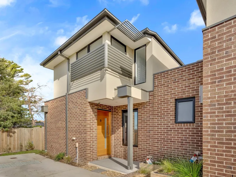 Private, Spacious & Perfect To Entertain!
