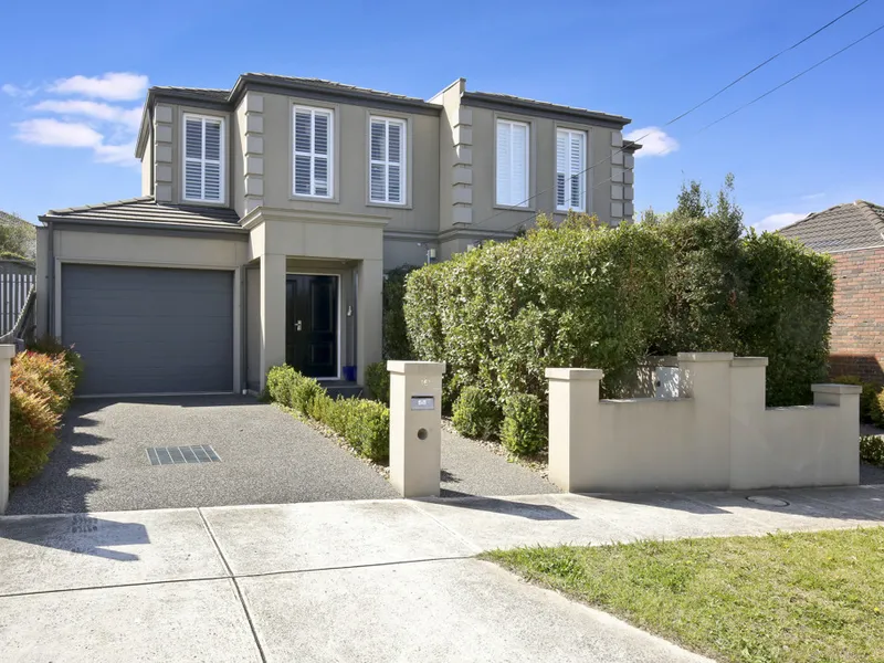 Unique modern 3 bedroom home