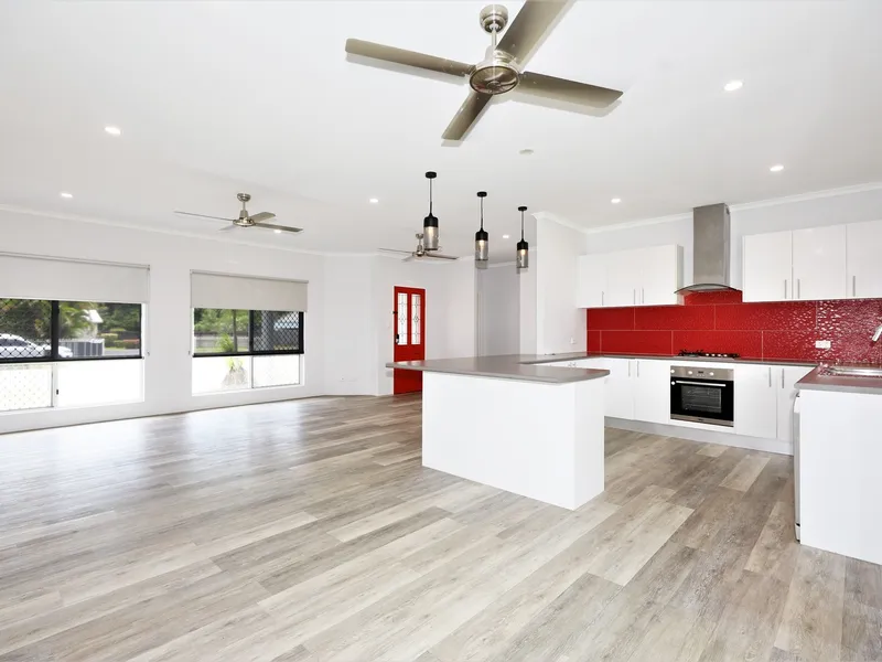 Fully Renovated Air conditioned Home - Secure Backyard - Gazebo