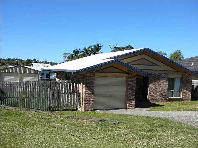 3 Bedroom Home in Rural View with 2 Bay Shed