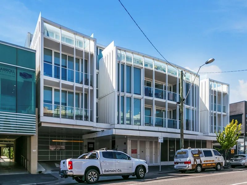 Beautiful Location - Available Now