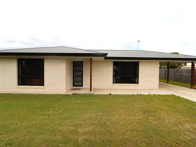 New Near Executive Style Home
