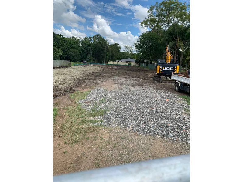 816m2 in Redbank plains