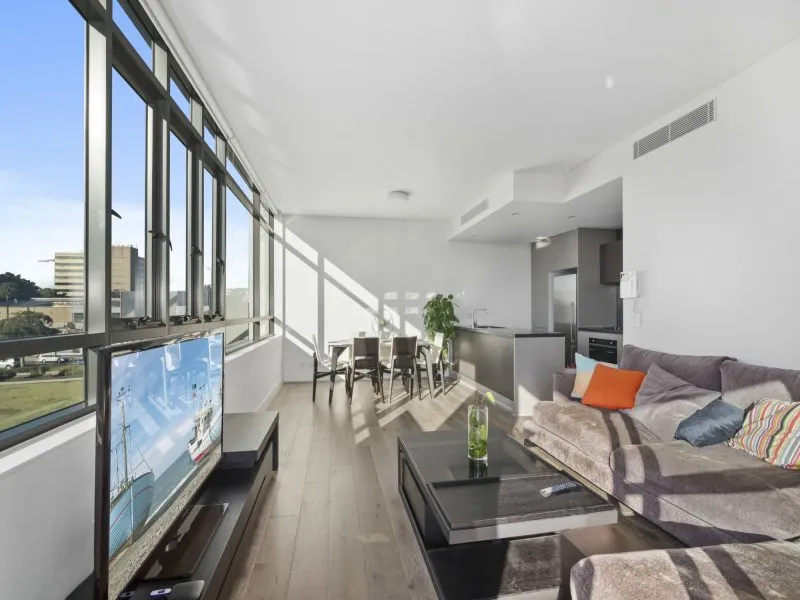 PREMIUM PARK-SIDE HOME IN 'OTTO'!