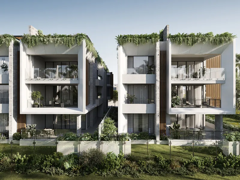 Ground Floor Penthouse With Courtyard & Roof Top Deck