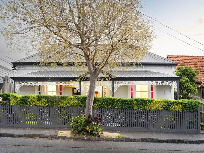 Family flexibility on a spacious single level!