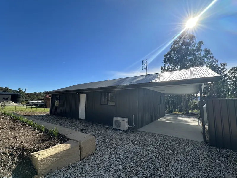 Brand new 2 bedroom home with stunning rural outlook that will tick all of your boxes for comfortable & low maintenance living.