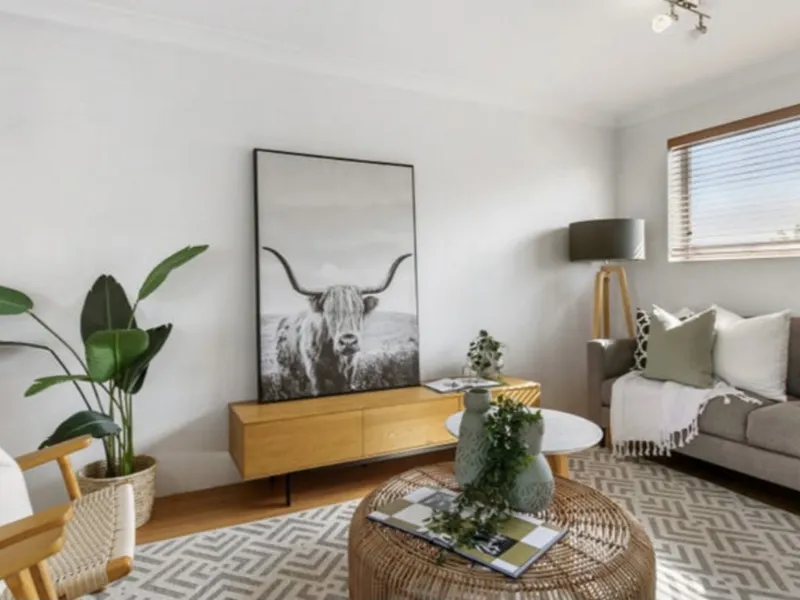 PET FRIENDLY - 2 Bedrooms, Top Floor, Bulimba/Hawthorne Boundary