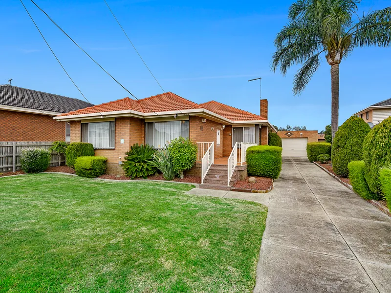 UNDER OFFER - What An Opportunity, What A Location