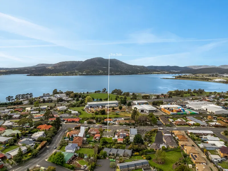 Discover Impressive Home in Montrose