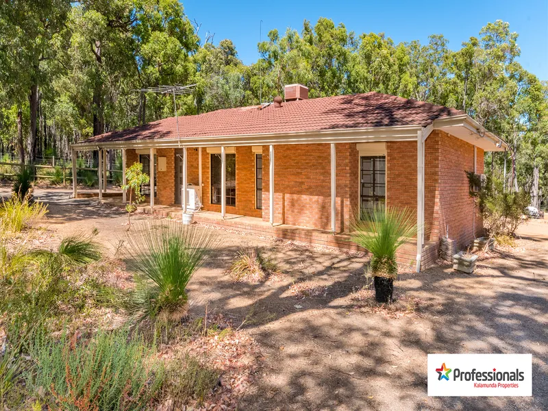 A HOME AMOUNG THE FRUIT TREES