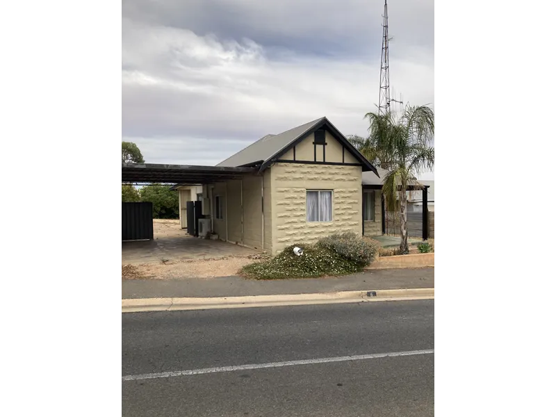 3 Bedroom Ideally Located