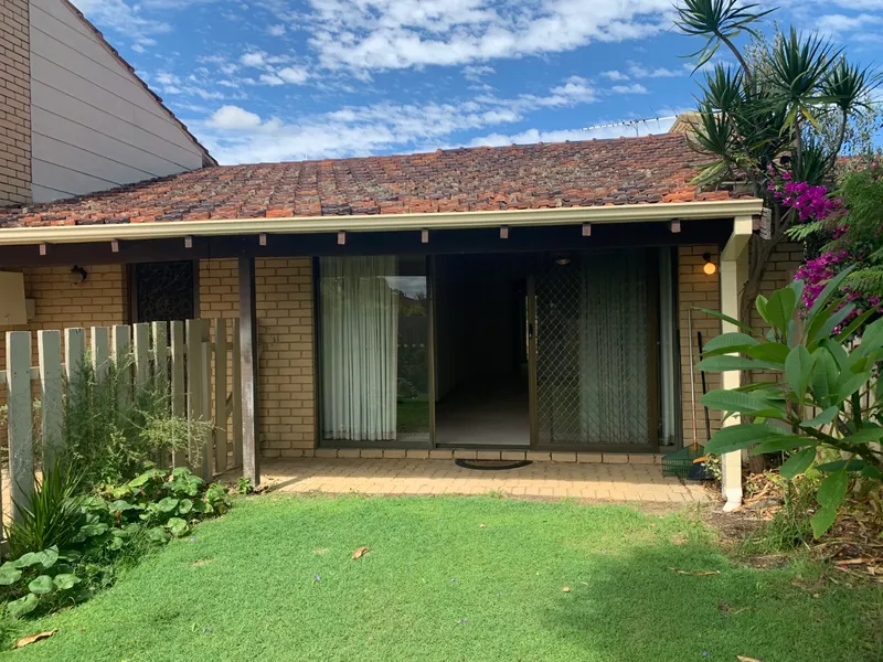 Spacious & Convenient Townhouse