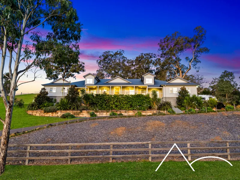 Luxury Home on the Hill!