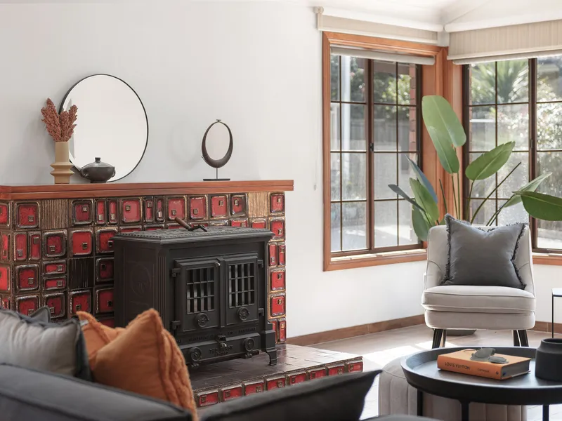 Expansive family home boasting two unique self-contained apartments