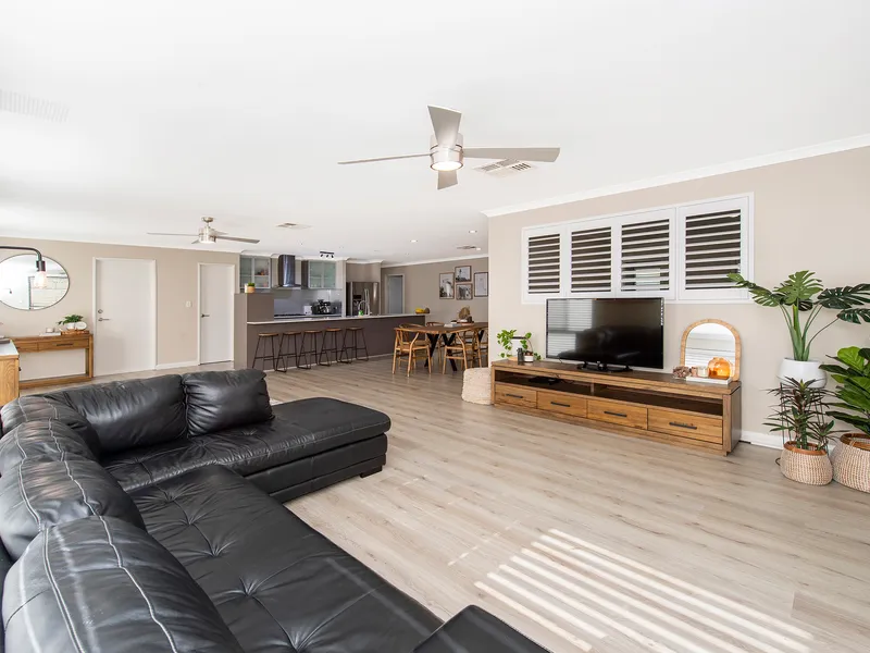 STUNNING, SPACIOUS & STYLISH