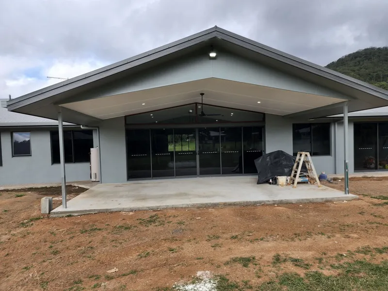 Ready To Move in! Located 6 mins from Atherton Town Centre, Brand New Modern Style Ranch Home, 3574 m2 corner block